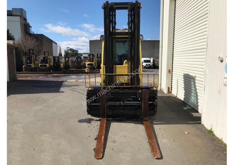 caption 7.0T Diesel Counterbalance Forklift