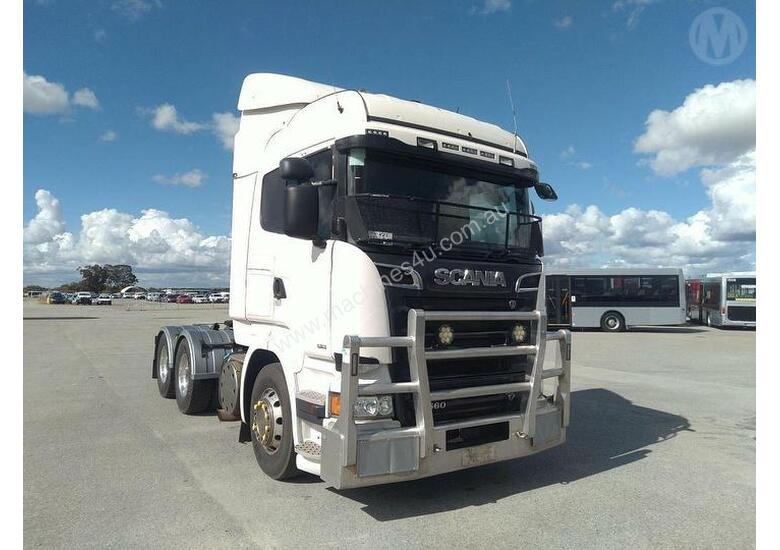 caption Scania R 560