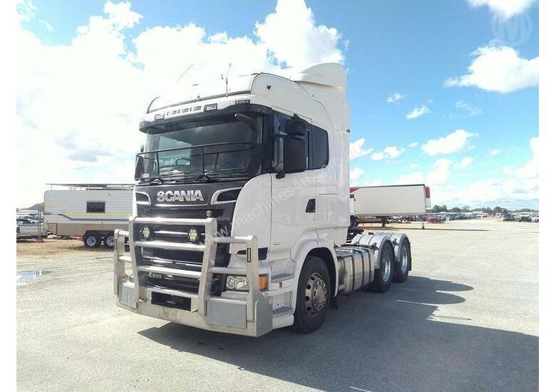 caption Scania R 560