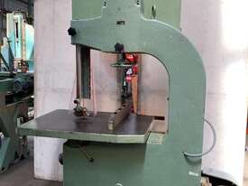 Cerntauro CL900 bandsaw 900mm dia wheels, 7.5hp - picture1' - Click to enlarge