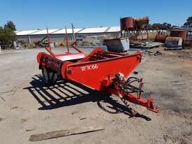HAY FEED OUT WAGON - TWIN FEEDER - picture0' - Click to enlarge