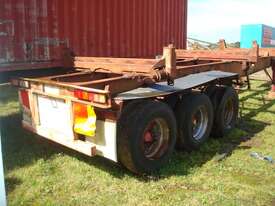 TRI-AXLE SKEL TRAILER - picture1' - Click to enlarge