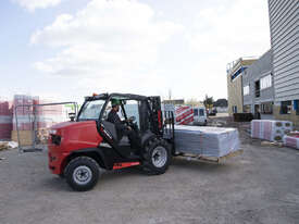 Fork Lift Rough Terrain - Hire - picture2' - Click to enlarge