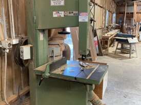 Meber S.R 600 Bandsaw + Blades  - picture0' - Click to enlarge