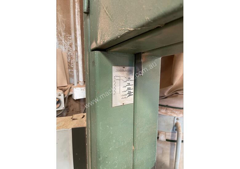 caption Meber S.R 600 Bandsaw + Blades