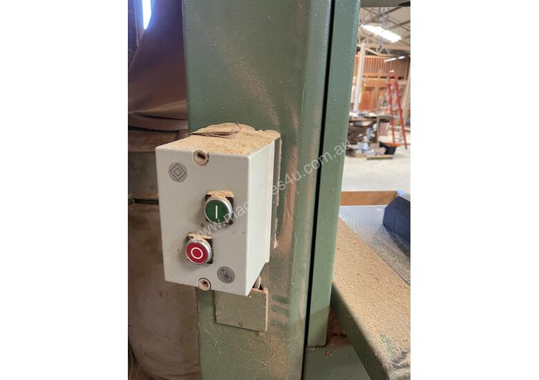 caption Meber S.R 600 Bandsaw + Blades