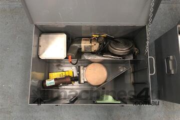 FUSION MASTER SV70 2X CASE SV70 ASSORTED ATTACHMENTS