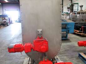 Powder Hopper Screw Auger, 800mm L x 750mm W x 1200mm H - picture1' - Click to enlarge