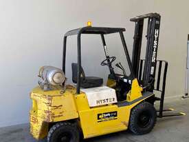 Hyster 2.5 lpg forklift low mast - picture1' - Click to enlarge