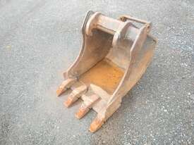 440mm Digging Bucket to suit 3 Ton Excavator - picture0' - Click to enlarge