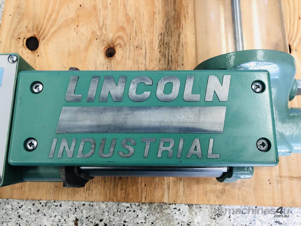 New lincoln Lincoln Centromatic Lube Pump 85430 Lubrication System Lubrication Pump in MALAGA, WA