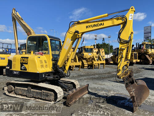 Hyundai R55-7 Excavator 