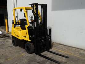 Hyster 1.8T Counterbalance Forklift - picture0' - Click to enlarge