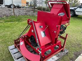 Wood Chipper CW06 3PL Hydraulic feed Unused - picture0' - Click to enlarge