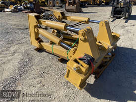 New Quad Barrell Ripper Assembly D6T/R/H XL Dozer  - picture0' - Click to enlarge