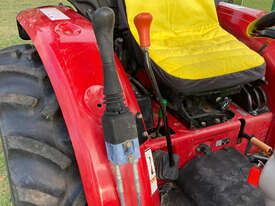 CASE IH Farmall 35B FWA/4WD Tractor - picture2' - Click to enlarge