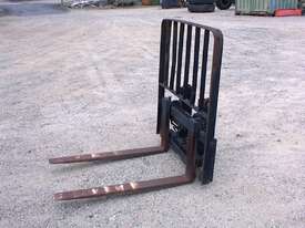 Forklift carriage 1.8 tonne - picture2' - Click to enlarge