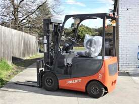 JIALIFT 1.8T 4.8M BATTERY 4-WHEELS FORKLIFT | Brand New, Best Service,  2 Years Warranty - picture2' - Click to enlarge