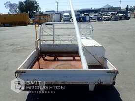 TOYOTA LANDCRUISER DUAL CAB TRAY - picture2' - Click to enlarge