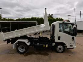 2017 ISUZU NLR 45-150 - Tipper Trucks - picture2' - Click to enlarge