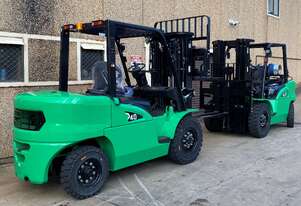 4T Diesel Forklift with Container Mast