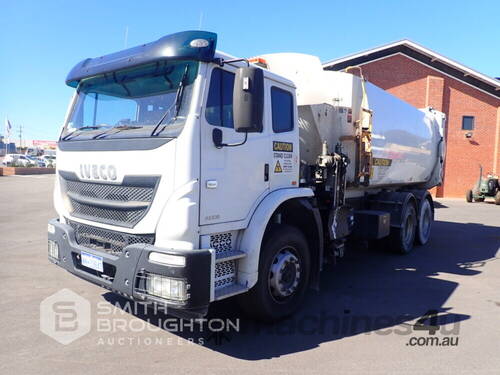 2015 IVECO ACCO F2350G/280 6X4 REFUSE SIDE LOADER TRUCK