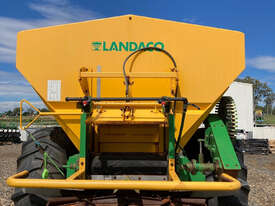 Landaco TS10000 Fertilizer/Manure Spreader Fertilizer/Slurry Equip - picture2' - Click to enlarge