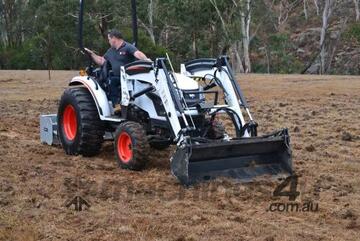 Bobcat   CT2040 Compact Tractor