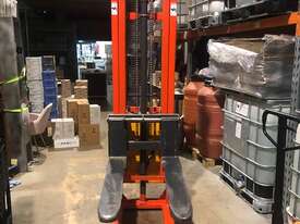 Jialift Walkie Stacker 3.5m Lift / 1.5 Ton - picture0' - Click to enlarge