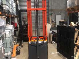 Jialift Walkie Stacker 3.5m Lift / 1.5 Ton - picture0' - Click to enlarge