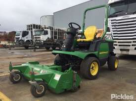 2009 John Deere 1445 Series II 4WD - picture0' - Click to enlarge