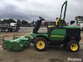 2009 John Deere 1445 Series II 4WD - picture1' - Click to enlarge