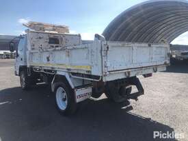 2007 Isuzu NQR450 - picture2' - Click to enlarge