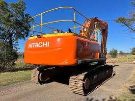 Hitachi ZX350 Tracked-Excav Excavator - picture2' - Click to enlarge