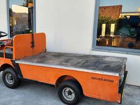 Used Taylor Dunn Electric Utility Vehicle Buggy - picture0' - Click to enlarge