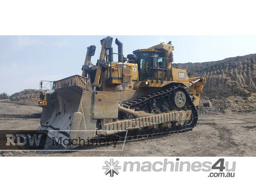 Caterpillar D10T 2