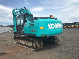 Kobelco Excavator Low Hour Imported  - picture0' - Click to enlarge