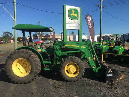 John Deere 5085M FWA/4WD Tractor