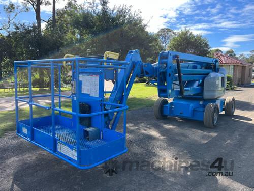 Genie Z45/25 Boom Lift Access & Height Safety