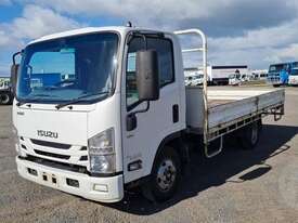 Isuzu NNR - picture2' - Click to enlarge