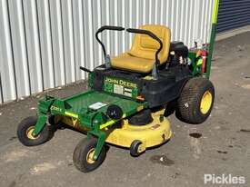 2015 John Deere Z335E - picture0' - Click to enlarge