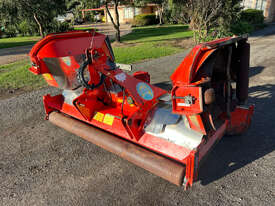 Trimax Stealth  Slasher Hay/Forage Equip - picture0' - Click to enlarge