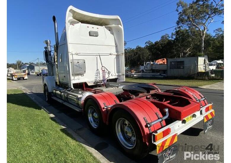 Buy Used western star 4964FXT CONSTELLATION Trucks in , - Listed on ...