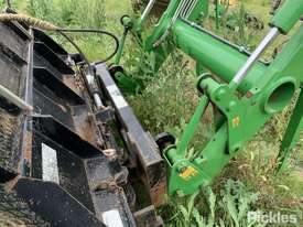 11/10 - McCormick front end loader, MC180 with silage blade. For further info contact Aaron Wilson 0 - picture0' - Click to enlarge