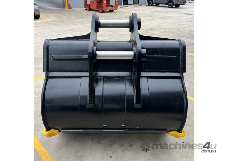 caption (BRAND NEW) Heavy Duty Rock Bucket 20T - 24T + FREE SERVICING KIT (RRP $3,554)