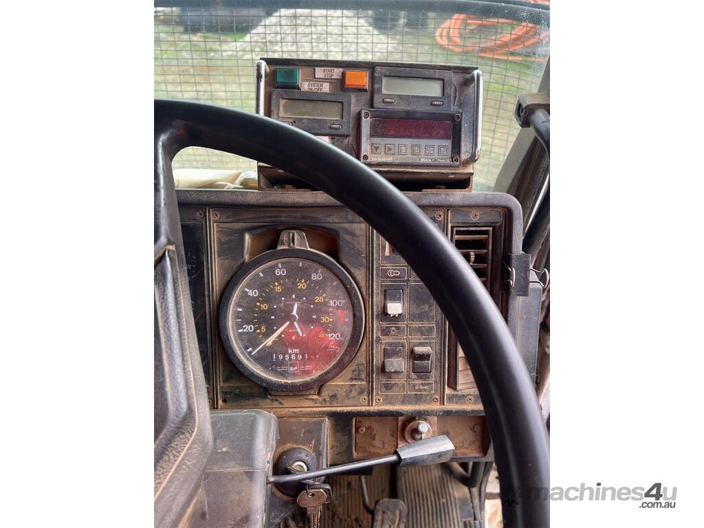 Buy Used 2000 scania P112M Trucks in WOODVILLE NORTH, SA