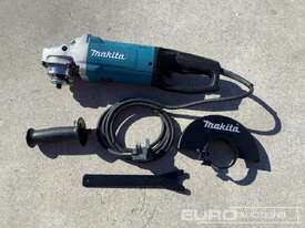 Unused Makita GA7062 2200W 180MM AC Angle Grinder - picture0' - Click to enlarge