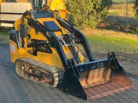 Vermeer SC650TX Skid Steer Loader - picture0' - Click to enlarge