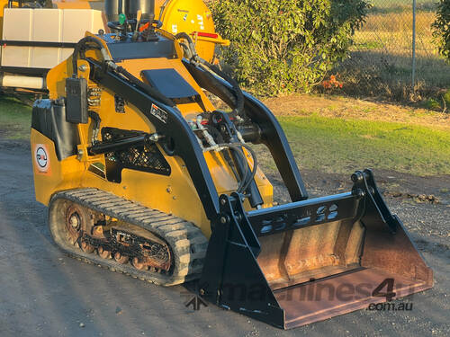 Vermeer SC650TX Skid Steer Loader