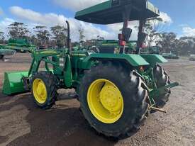 2009 John Deere 5075E Utility Tractors - picture2' - Click to enlarge